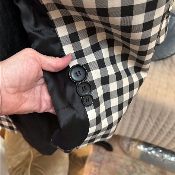 🖤🤍 COACH BLACK AND WHITE GINGHAM TREACH COAT! - Picture 9 of 11